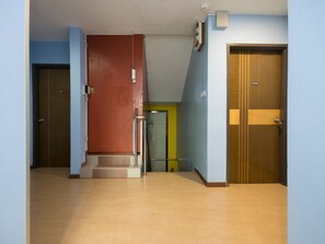 Interior - OYO 1103 Borneo Inn (Kota Kinabalu)