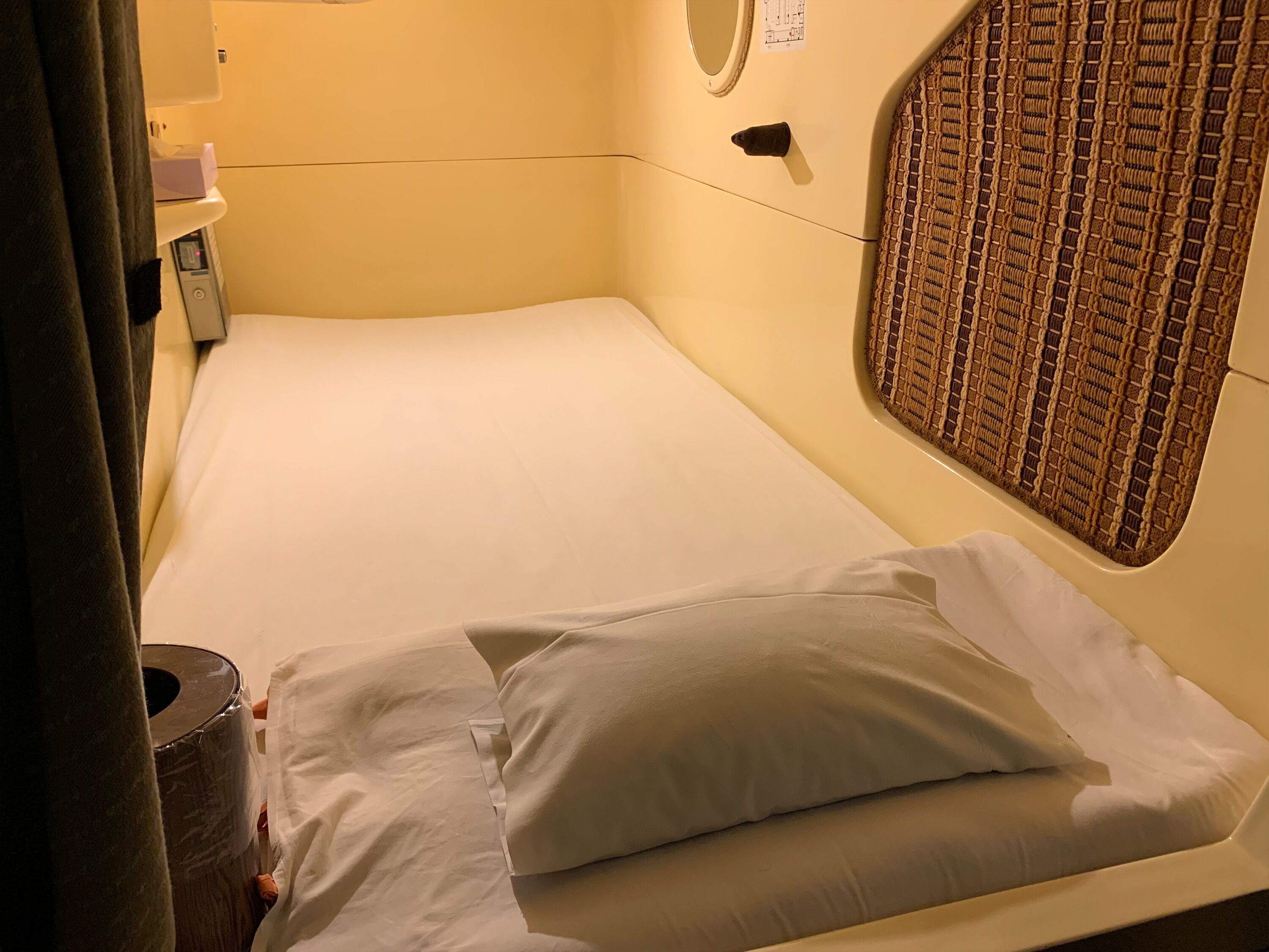 Capsule Room for Men