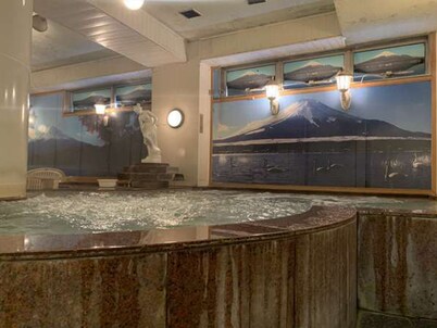 Funabashi Grand Sauna and Capsule Hotel - Caters to Men