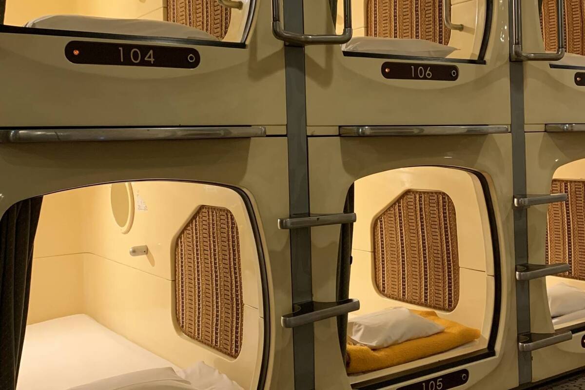 WiFi (free), bed sheets