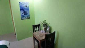 客房内用餐