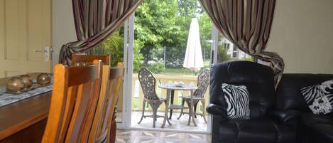 Villa Deluxe, 1 chambre | Vue sur le jardin