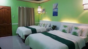 Quadruple Room | WiFi, bed sheets - Oslob New Village by Cocotel (Oslob)