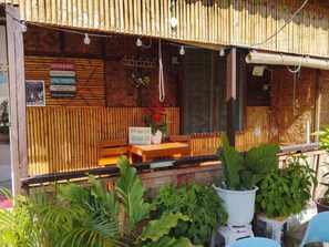 Quarto casal luxo | Escrivaninha, Wi-Fi de cortesia, roupa de cama