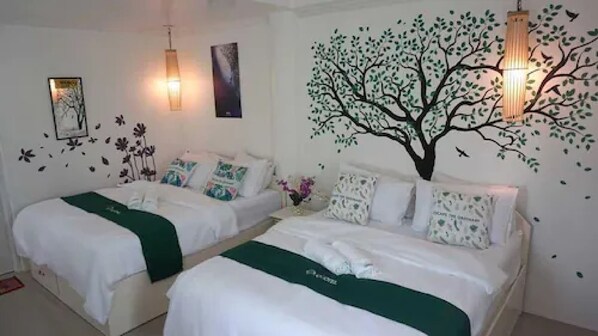 Twin Room, 2 Queen Beds | Free WiFi, bed sheets - Cronin Inn by Cocotel (Oslob)