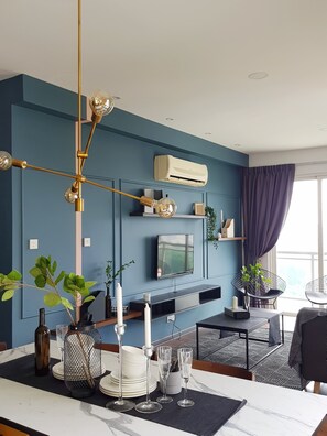 Living area - Santubong Suite Just Like Home (Kuching)