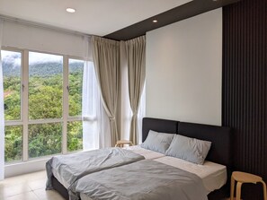 파노라믹 아파트 | 3 개의 침실, 각각 다른 스타일의 인테리어, 각각 다르게 가구 비치, 암막 커튼