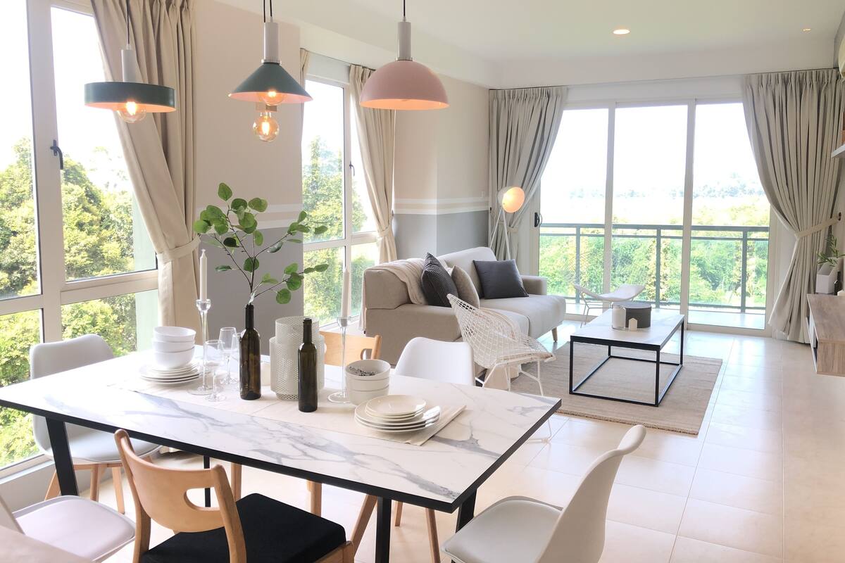 Romantic Condo, 3 Bedrooms | Living area | Smart TV