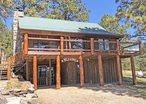 Exterior - Deer Haven (Custer)