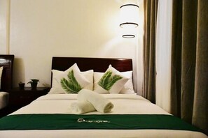 Deluxe Room | Rollaway beds, free WiFi, bed sheets - El Moro Beach Resort by Cocotel (Boracay Island)