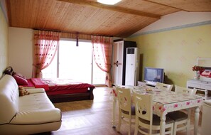 Habitación (Tail Star) | Servicio de comidas en la habitación