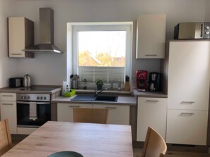 Fridge, microwave, oven, dishwasher