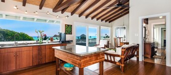 Penthouse View in coveted Lanikai!  2 bed 1 bathroom.