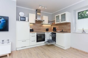 Refrigerador, microondas, horno