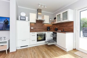 Fridge, microwave, oven