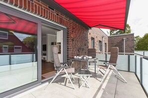 Outdoor dining - Vacation apartment 18 - Haus Seeperle (Esens)
