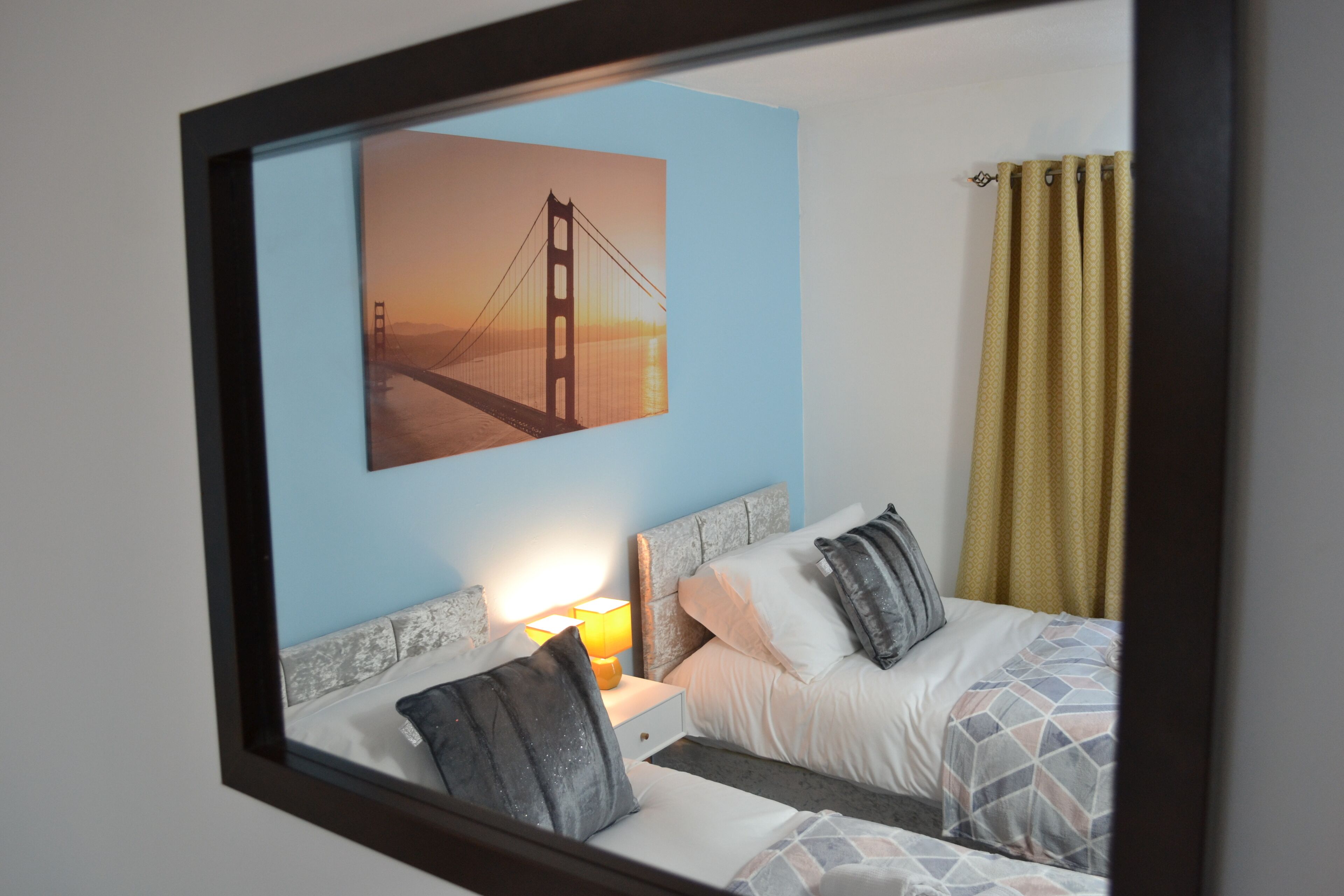 3 室のベッドルーム、アイロン / アイロン台、WiFi、ベッドシーツ