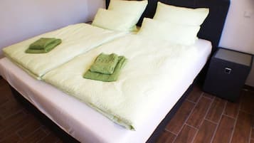 1 chambre, coffres-forts dans les chambres, bureau, rideaux occultants