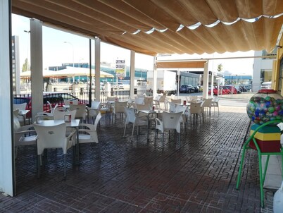 24H Hostal Antequera