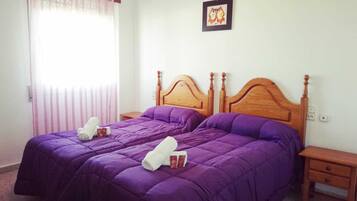 Twin Room | Bed sheets