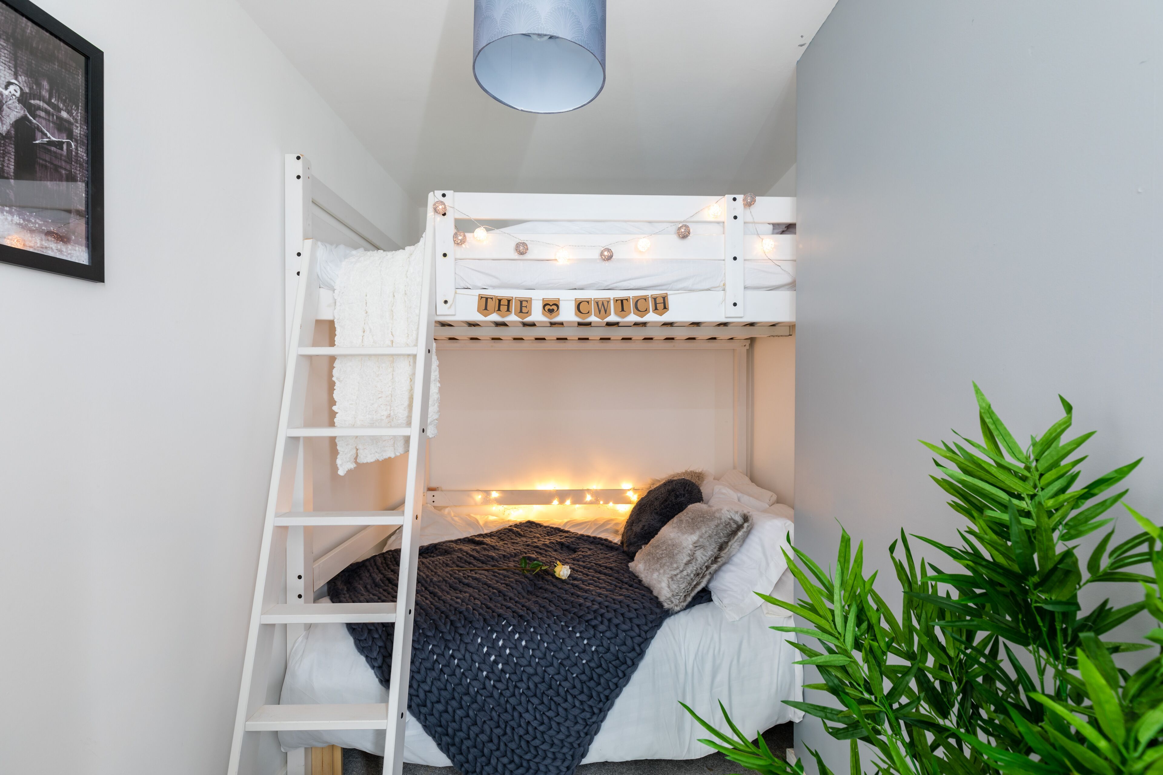 3 عدّة غرف نوم وبديكورات فريدة لكل غرفة وطراز فريد لكل وحدة