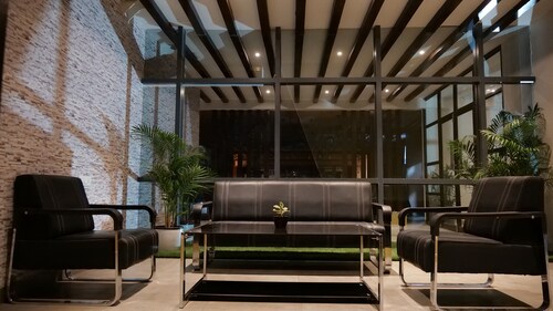 V One Hotel-Ambara Elite