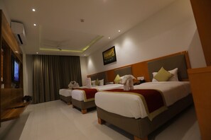 Premium Room | Premium bedding, in-room safe, individually furnished, desk - V One Hotel-Ambara Elite (Bengaluru)