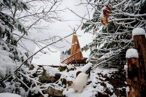 Honeymoon Chalet | Premium bedding, down comforters, individually decorated - Kedra  Village (Makrakomi)