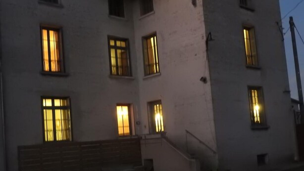 Front of property - Domaine de La Verchere (Pommiers)
