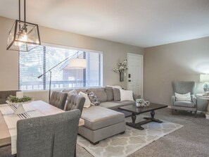 Smart TV, fireplace, books, offices - Stylish Sedona Condo | Red Rock Views, Modern Comfort & Quiet Location (Sedona)