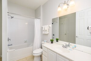 Condo | Bathroom