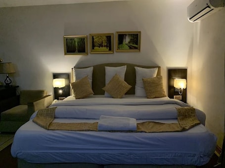 Executive Room (1)