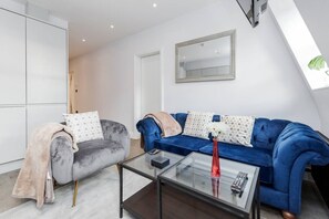 公寓 | 客厅 | 平板电视