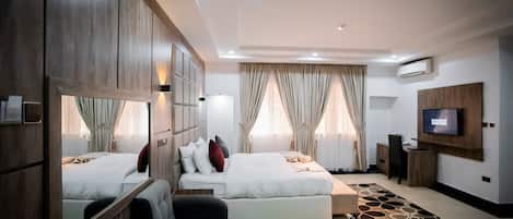 Business Room | 1 bedroom, free WiFi