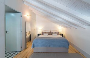 1 bedroom, iron/ironing board, travel crib, WiFi