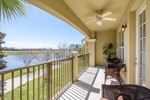 Condo | Balcony - Gorgeous 3 Bed Premium Lakeview [cdc Clean] l 1010 (Orlando)