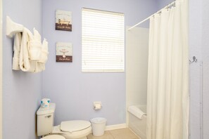 Condo | Bathroom