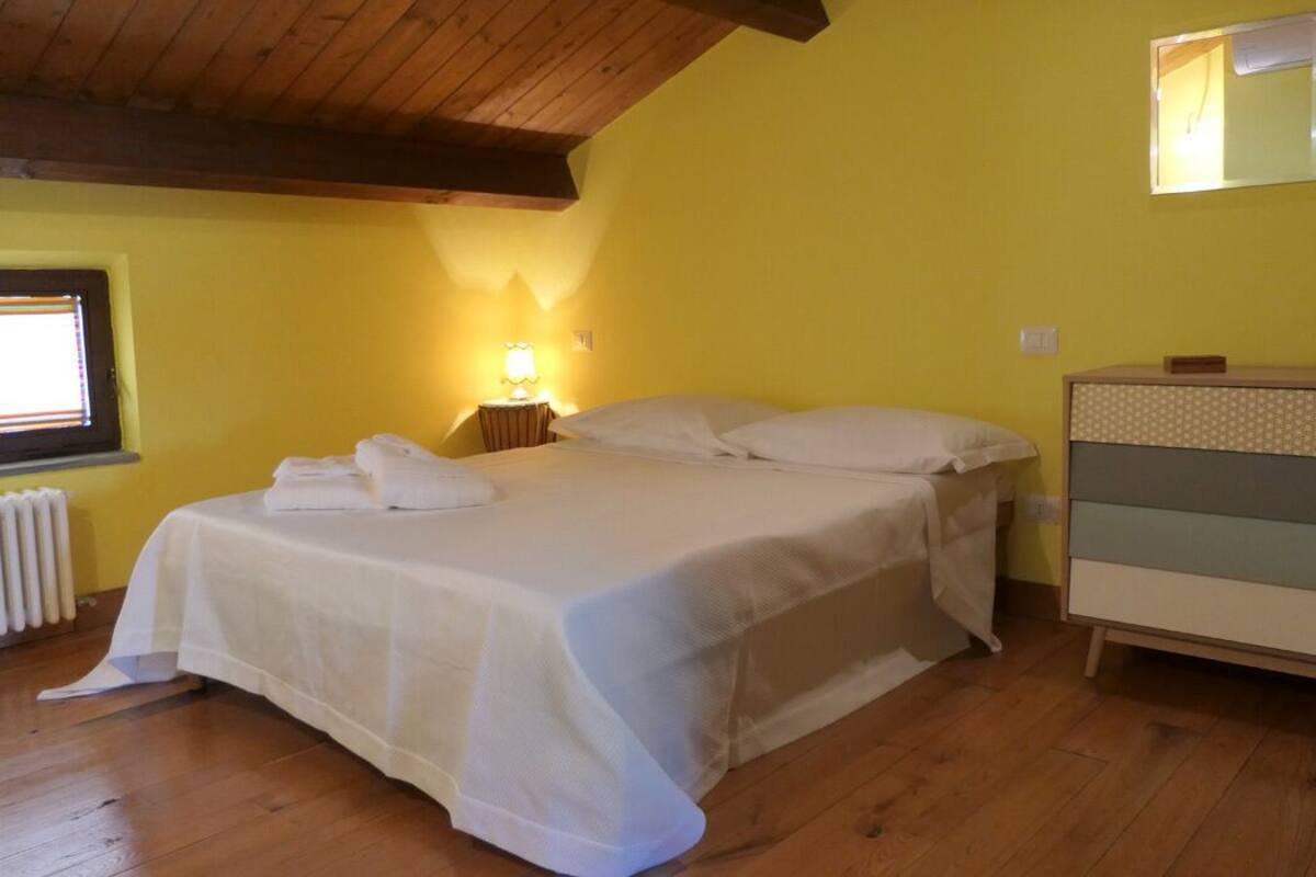 Kahden hengen huone | Yksilöllisesti sisustettu, työpöytä, ilmainen Wi-Fi, vuodevaatteet