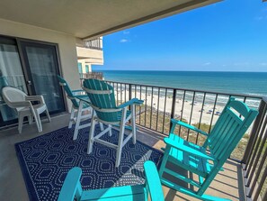 Property grounds - Ocean Drive. 3 bedroom 3 bath OF condo. 8th floor. Outdoor pool, kiddie pool. (North Myrtle Beach)