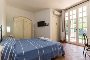 6 chambres, fer et planche à repasser, Wi-Fi, draps fournis