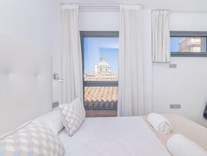 1 bedroom, iron/ironing board, Internet, bed sheets