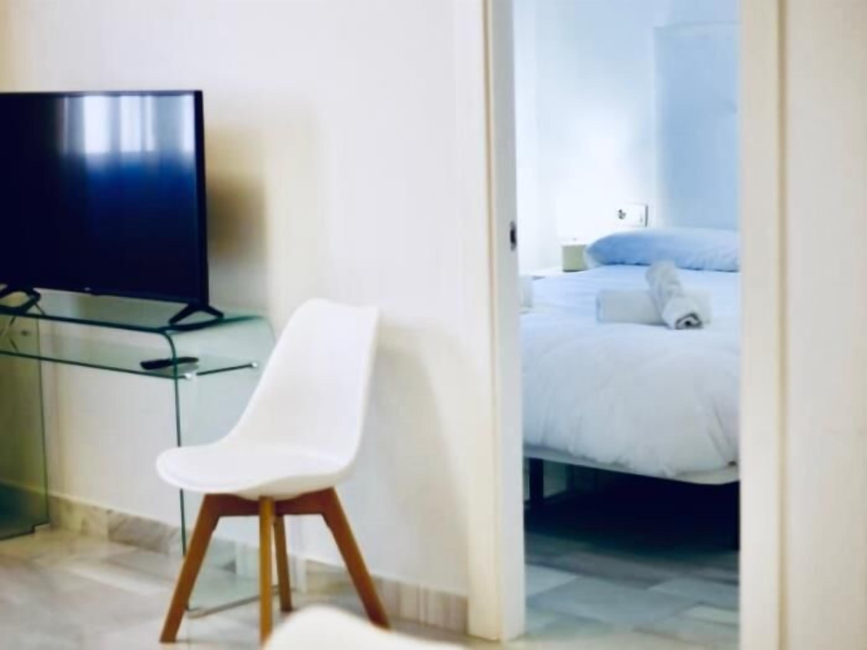 2 sovrum, strykjärn/strykbräda, internet och sängkläder