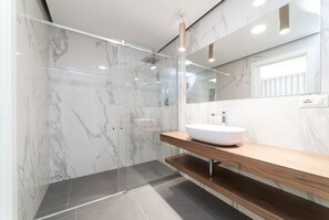 Deluxe Double Room | Bathroom - Likò Resort (Nocera Inferiore)