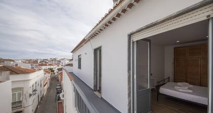 A37 - Casa Alferes in Downtown Lagos