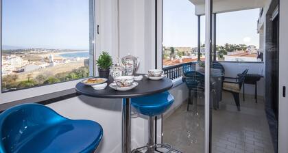 B17 - The Stunning Seaview Apartment