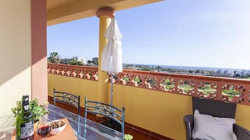 Apartment, 2 Bedrooms, Sea View | Terrace/patio