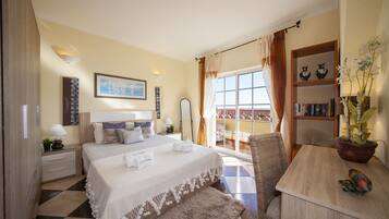 Apartment, 2 Bedrooms, Sea View | 2 bedrooms, cribs/infant beds, free WiFi, bed sheets