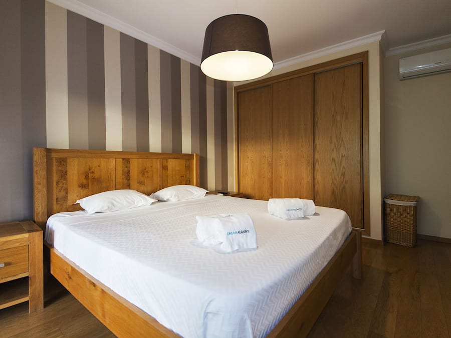 Apartment, 3 Bedrooms | 3 bedrooms, WiFi (free), bed sheets