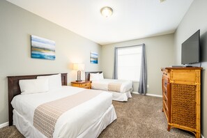 Condo | 3 bedrooms, free WiFi - 3 Bedroom Lake View Condo [cdc Compliant] 1004 (Orlando)