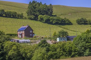 Property grounds - The Little Bunk House (Oswestry)